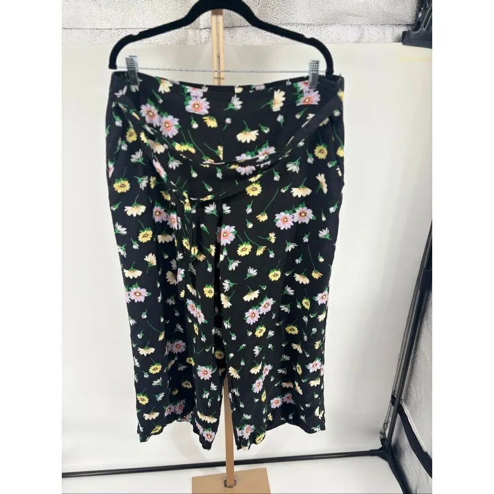 LOFT Floral Linen Blend Wide Leg Cropped Culotte Pant Size XL Black Daisy Print